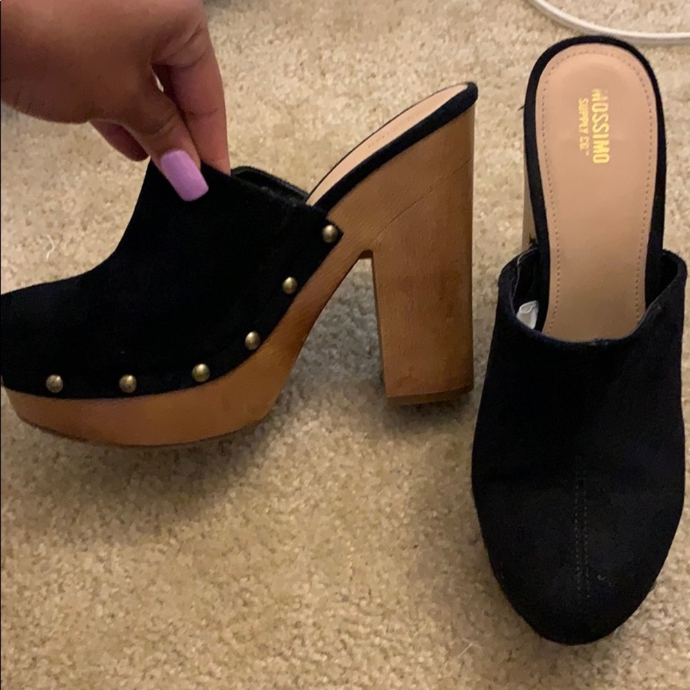 Clog heels